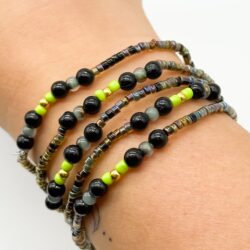 Graues Grün – Halloween-Edition – Perlenarmband - Thumbnail Image 3