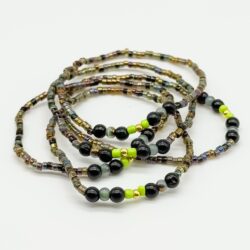 Graues Grün – Halloween-Edition – Perlenarmband - Thumbnail Image 4
