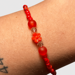 Rote Blütenkraft – Perlenarmband für Energie, Kraft & Mut - Thumbnail Image 1