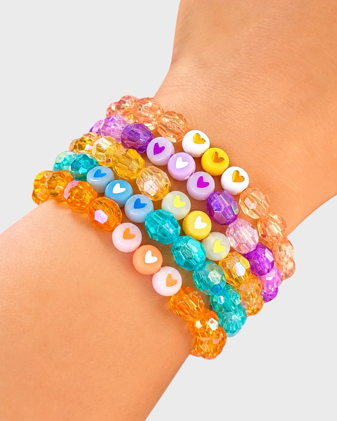 Herzensfarben dreierlei – Kristallperlenarmband für Liebe, Selbstliebe & Weiblichkeit – Bild 3