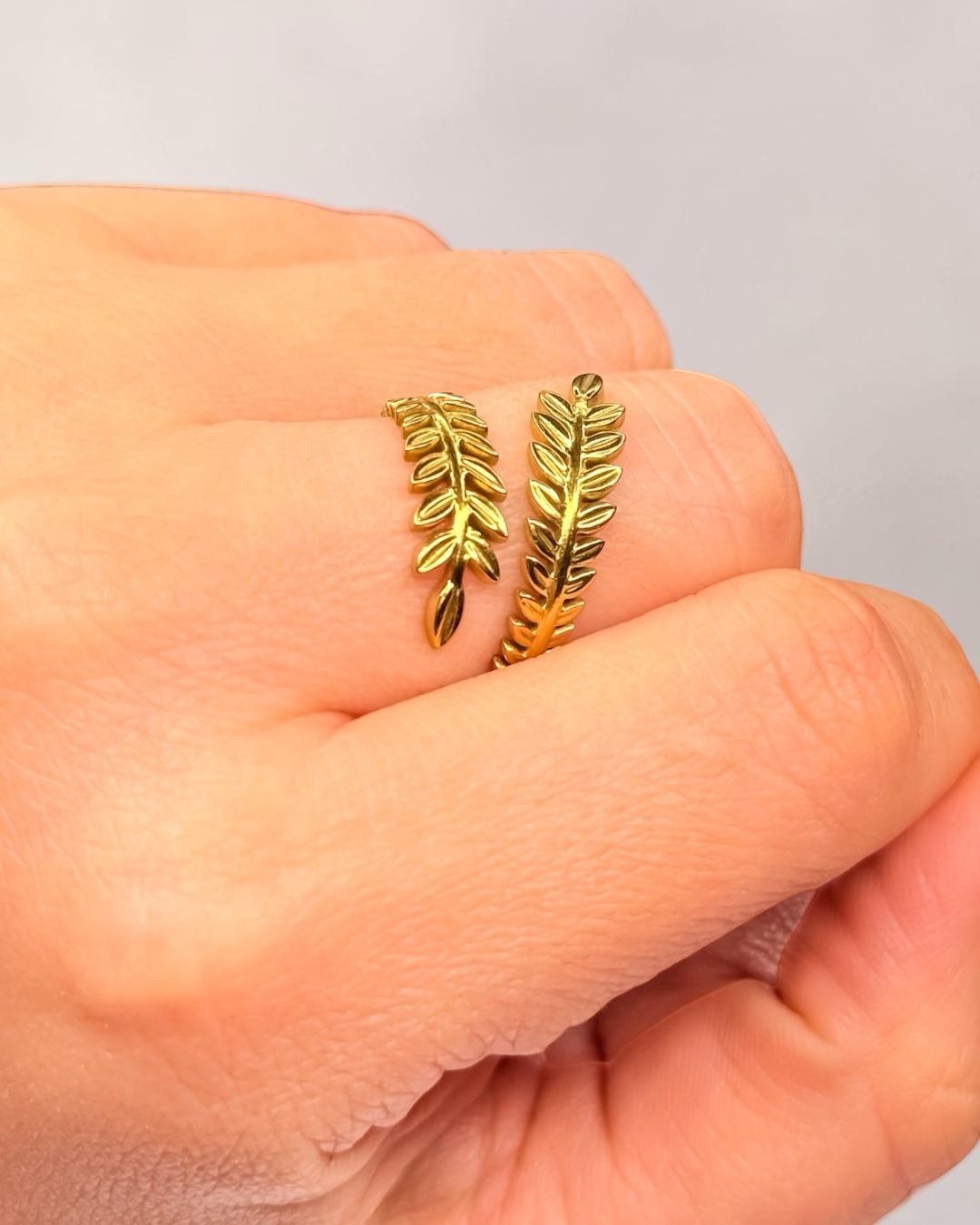 Lorbeerkranz – verstellbarer Ring aus 18K PVD-vergoldetem Edelstahl – Bild 3