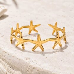 Seesternliebe – goldfarbener biegsamer Armreif aus Edelstahl - Thumbnail Image 1