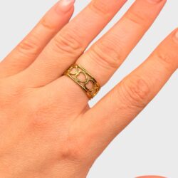 Herzensband – verstellbarer Edelstahl-Ring in Gold - Thumbnail Image 2