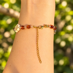 Herbstblumensonne – verstellbares Perlenarmband mit Edelstahlverschluss - Thumbnail Image 4
