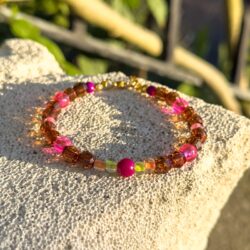 Pinkes Herbstglühen – verstellbares Perlenarmband - Thumbnail Image 4