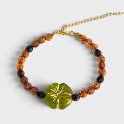 Grünes Waldblümchen – verstellbares Perlenarmband - Thumbnail Image 1